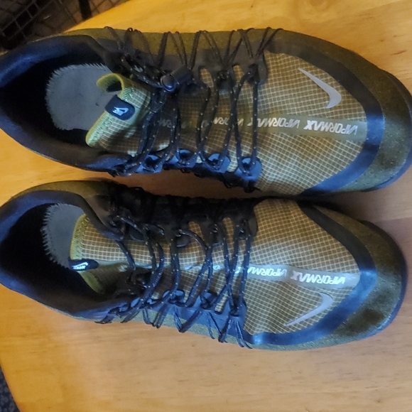 Nike vapormax like use 4 times - Picture 2 of 4